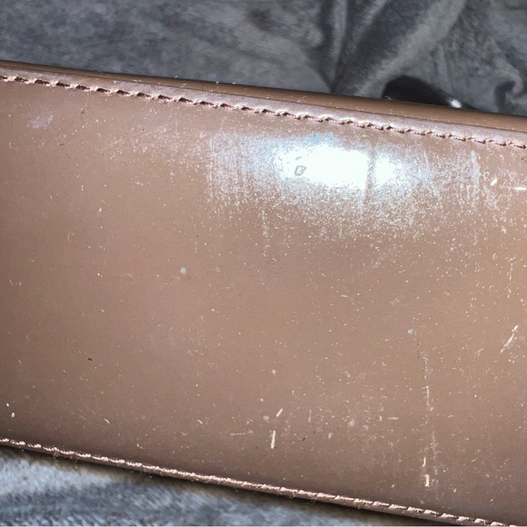 Gucci Soho Patent Leather Shoulder Bag - Picture 6 of 12